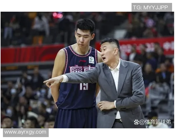 中国男篮热身赛精彩回放与巴西队的激烈对决分析